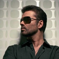 George Michael milano 11 novembre 2011 recensione