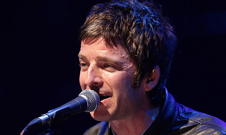 Noel Gallagher's High Flying Birds-live-recensione-concerto-alcatraz