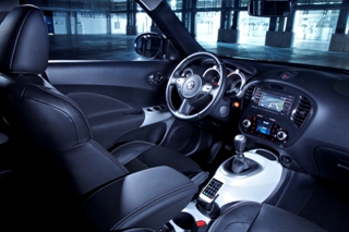 Nissan-juke-ministry-of-sound-interni