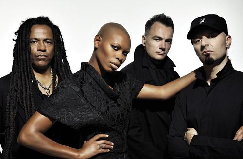 skunk-anansie-recensione-concerto-acustico-bologna