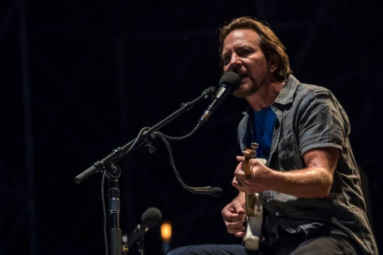 recensione eddie vedder firenze 2017