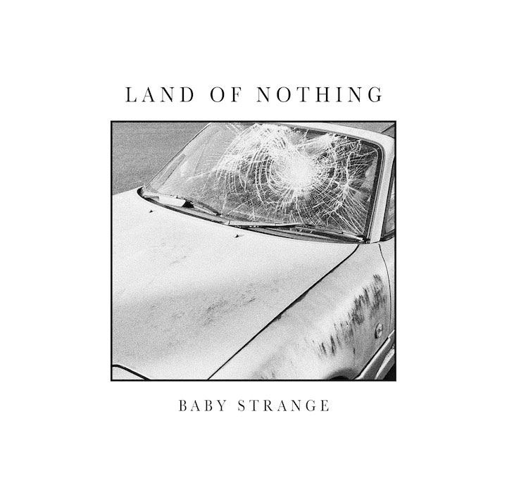 baby-strange-recensione-land-of-nothing